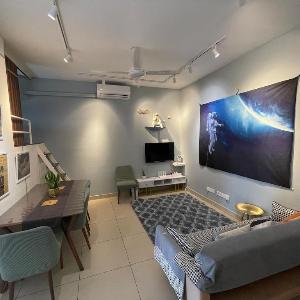 Midhills Space Astronaut Theme 9 Pax WIFI Genting