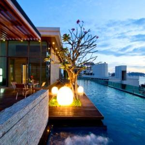 Seven Zea Chic Hotel