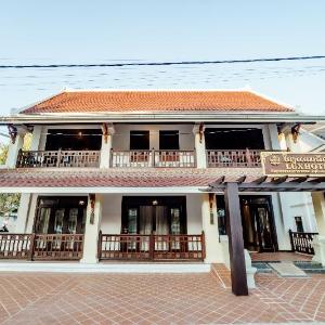LUX Hotel