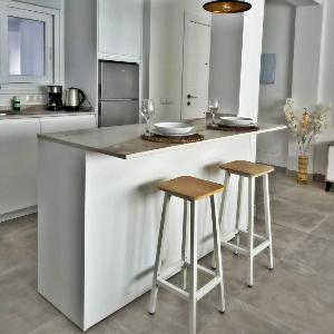 new & luxurious beach apartment