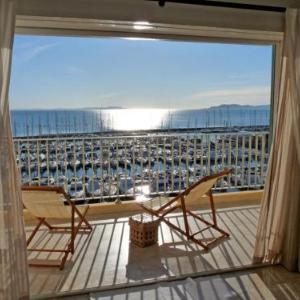 Grand appartement climatisé avec terrasses vue mer parking et WIFI - FR-1-335-173
