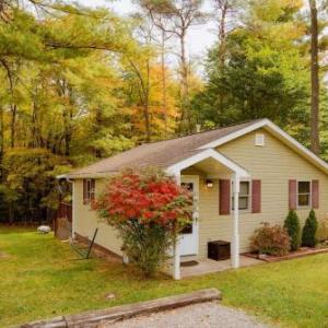 Cozy Cottage near Cook Forest Park ANF
