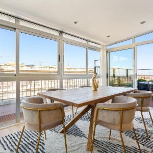Sunny 3BR2BA w Private Terrace AC
