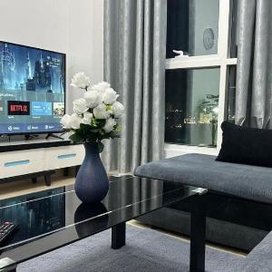 Lovely 2 bedrooms new brand with amazing view