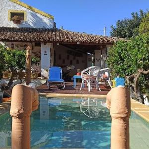 Orange Rock- Casa con Piscina - 3 Camere - 3 Bagni