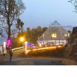 brookside villa crystal pyramid house