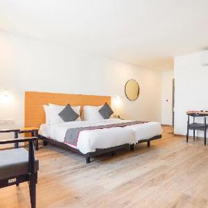 Townhouse Royal Adress Nearest Parthala Chowk New