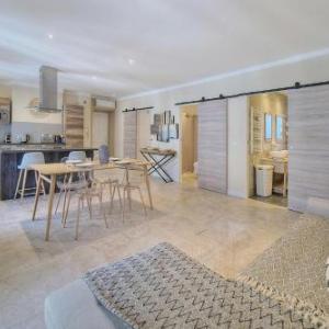 Upstays - Apartment 70m2 - Renovated - Wifi - A C
