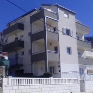 Studio Apartment in Dugi Rat with Sea View Terrace Air Conditioning WiFi 5113-1