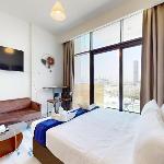 Primestay - Elegant Azizi Riviera Studio - Al Meydan Dubai 