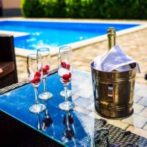Two-Bedroom Apartment in Biograd na Moru II
