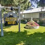 Alpine motel Jackson Wyoming