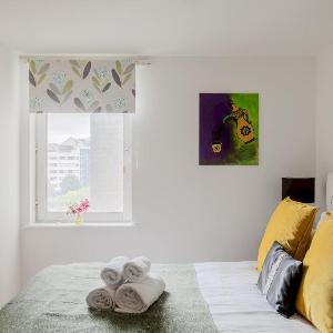 PickThePlace Imperial Wharf  2bed Apartment