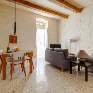 Comfy 2BR Flat in the Heart of Valletta by Buena Vista