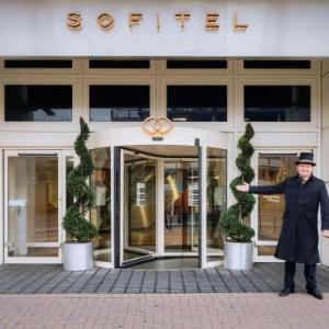 Dorking Halls Hotels - Sofitel London Gatwick