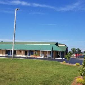 Hotels near Cumberland Caverns - Scottish Inns McMinnville