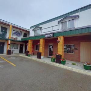 Kootenay Country Inn