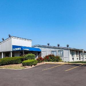 Travelodge by Wyndham Holland/Toledo