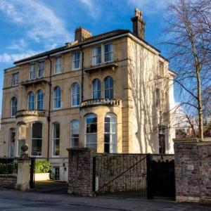 Hotels near Redgrave Theatre Bristol - Clifton House