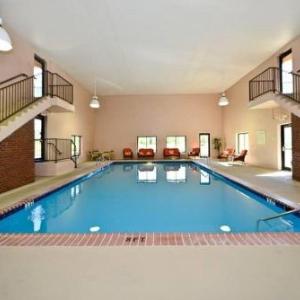 Manchester Hotels Deals At The 1 Hotel In Ky Manchester Heritage Inn Suites