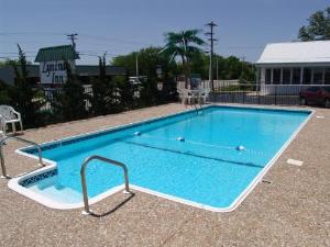 Super 8 by Wyndham Branson - Shepherd of the Hills Exwy, Branson