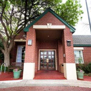 Hotels near Highland Mall - Habitat Suites