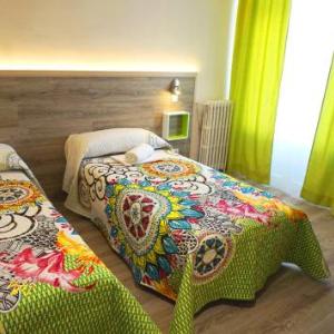 Hotels near La Riviera Madrid - Hostel Muchomadrid