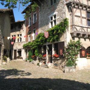 Hostellerie du Vieux Pérouges