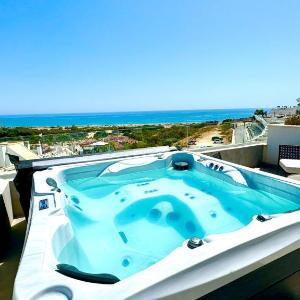 22 Aura-Piscina 3 Vistas al mar