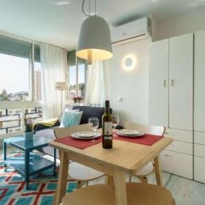 MalagaSuite Carihuela Apartments