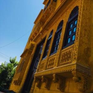 Thakurji Palace