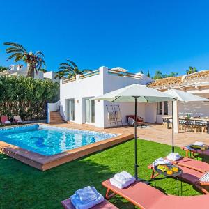 Villa Adora by Abahana Villas