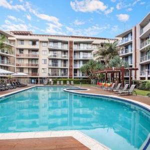 Swell Resort Burleigh Beach