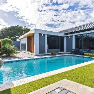 NEW Deluxe 5 BDR 4Bath Pool and BBQ!
