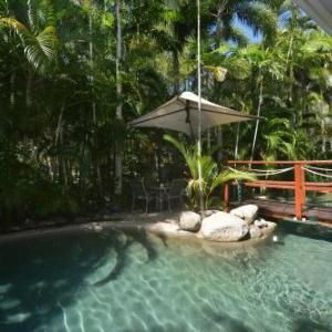 Seascape Holidays - Coral Apartments