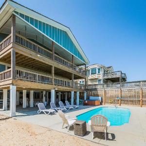 NautiGal - Village at Nags Head Luxury Oceanfront Pool Hot Tub Elevator Pets OK Putting Green