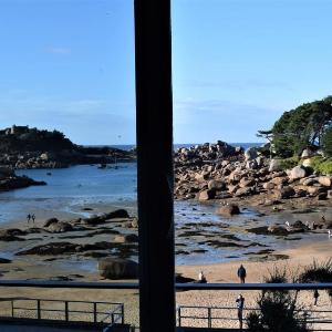 Appartement 5 pers sur la plage à Ploumanac'h VUE MER à PERROS-GUIREC - Réf 897