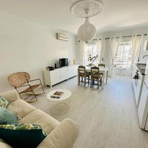 Tavira Light and Cozy