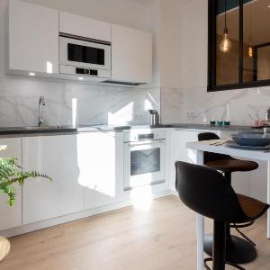 White diamond calme rue Vaugelas