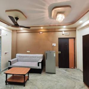 Stylish 2BHK Service Apartment Near Golpark