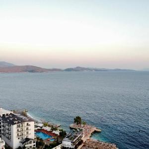 Sunflower Apt Saranda Terraces