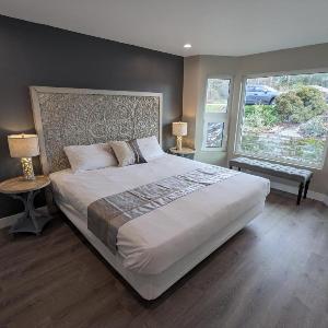 High Point Guesthouse - Next to Seattle Chinese Garden