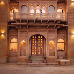 Hotel Dev Garh