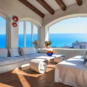 Zen Villa with Amazing Seaview by Hello Apartments Sitges