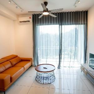 8pax Lost World of Tambun Sunway Onsen Mira Suite