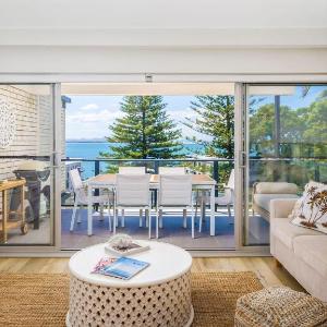 Luxury Escape Sundeck Shoal Bay