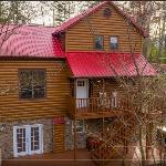 Enchanted Memories Hot Tub FREE Attraction tickets Theater Room WIFI!!! Pigeon Forge Tennessee