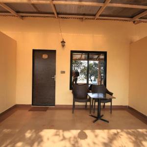 Dwarka Lawns Cottages