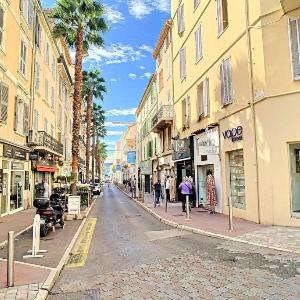 Upstays - Best place in Cannes Center - A C - 5