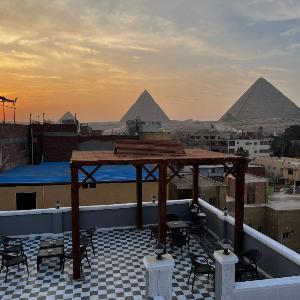 Pyramids Gate Hotel